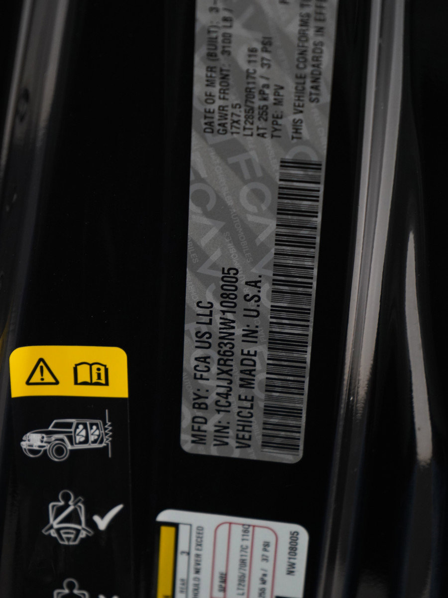 Used 2022 Jeep Wrangler Unlimited Rubicon 4xe w/ Steel Bumper Group image 29