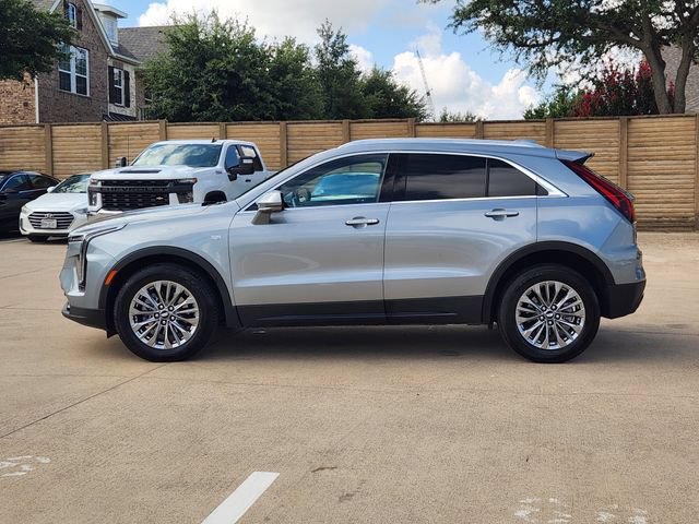 Used 2025 Cadillac XT4 Premium Luxury FWD image 12
