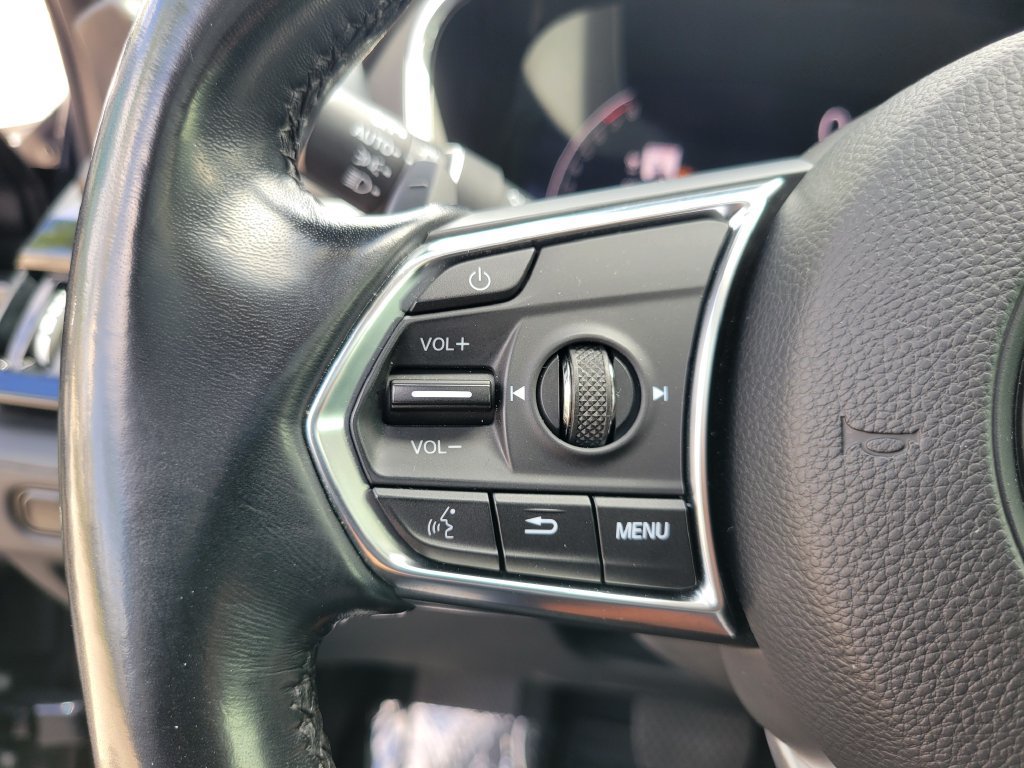 Used 2025 Acura MDX w/ Technology Package FWD image 25