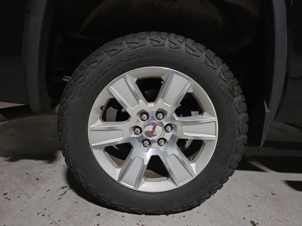 Used 2016 GMC Sierra 1500 SLE w/ SLE Value Package AWD/4WD image 12