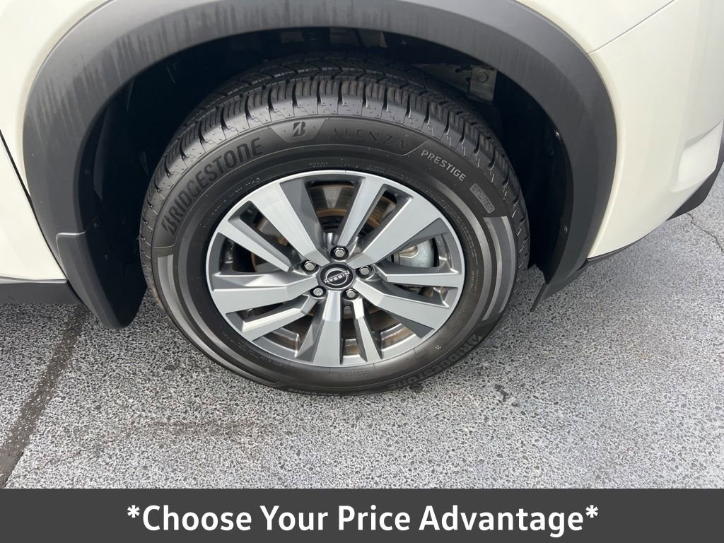 Used 2023 Nissan Pathfinder SL image 14