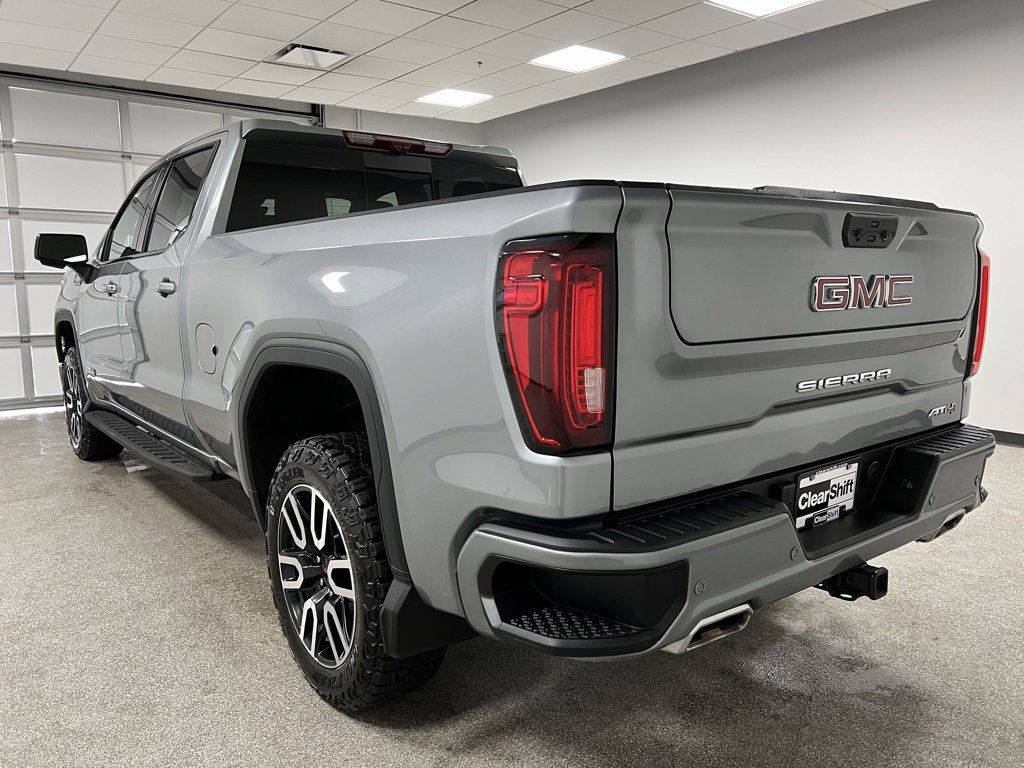 Used 2024 GMC Sierra 1500 AT4 image 9