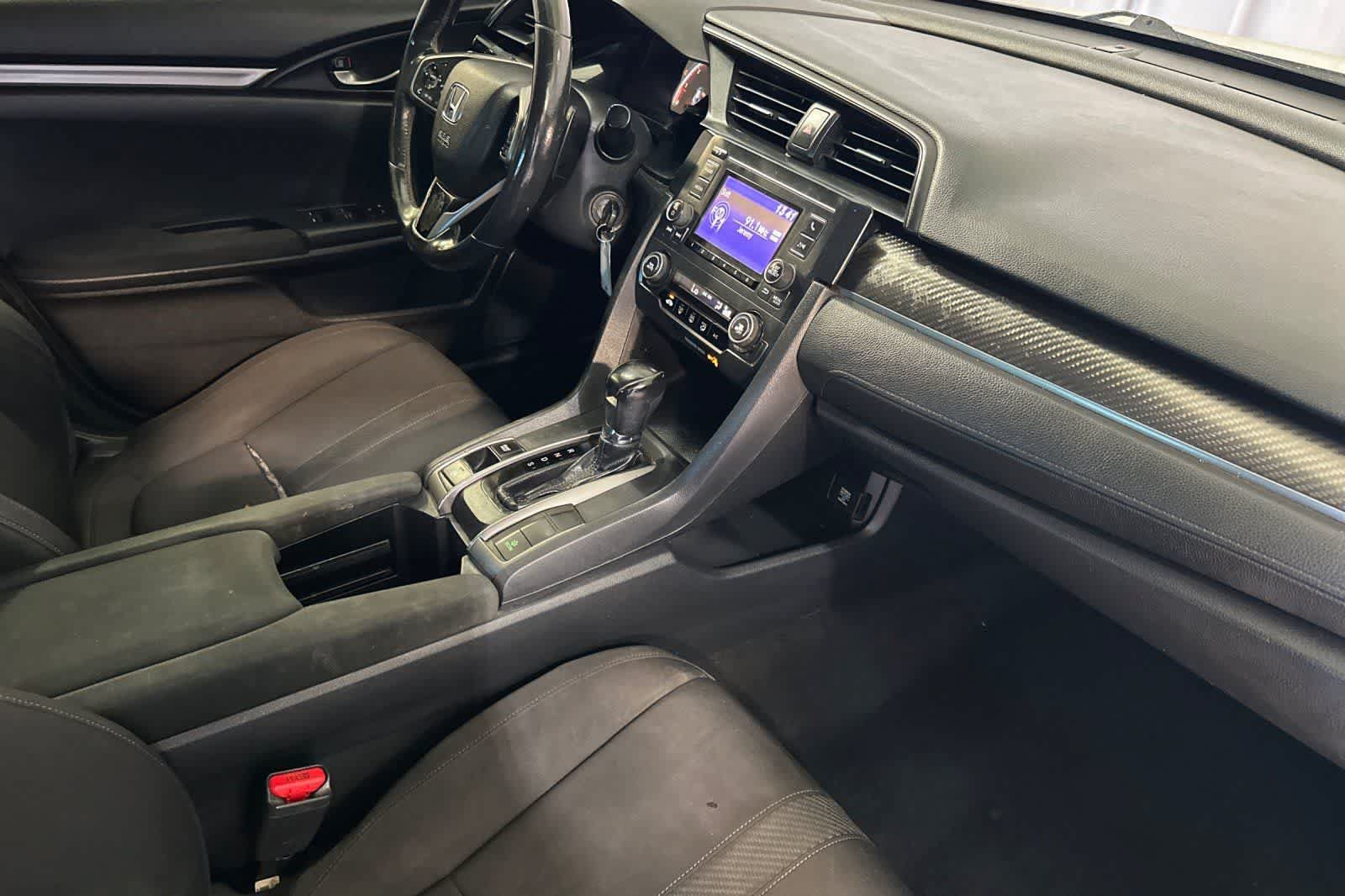 Used 2019 Honda Civic Sport image 17