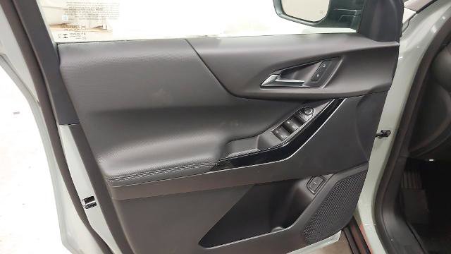 New 2026 Chevrolet Equinox LT w/ Convenience Package II image 24