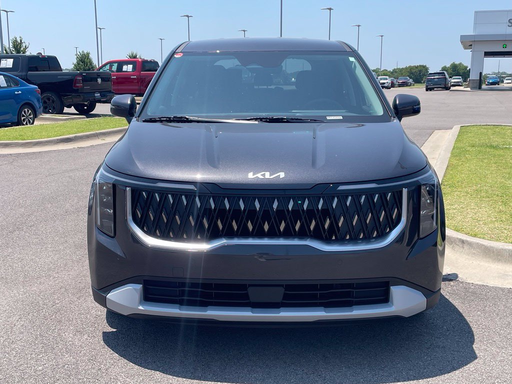 New 2026 Kia Carnival FWD image 2