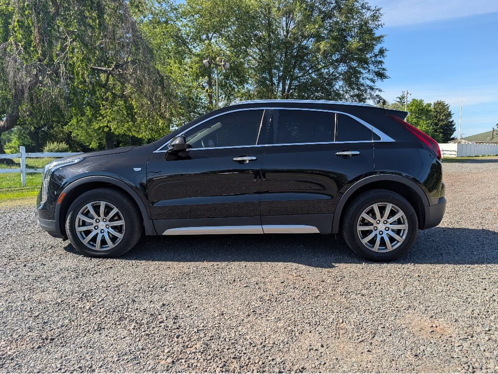 Used 2020 Cadillac XT4 Premium Luxury w/ Driver Awareness Package FWD image 9