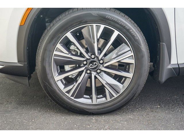 New 2026 INFINITI QX60 Luxe FWD image 9