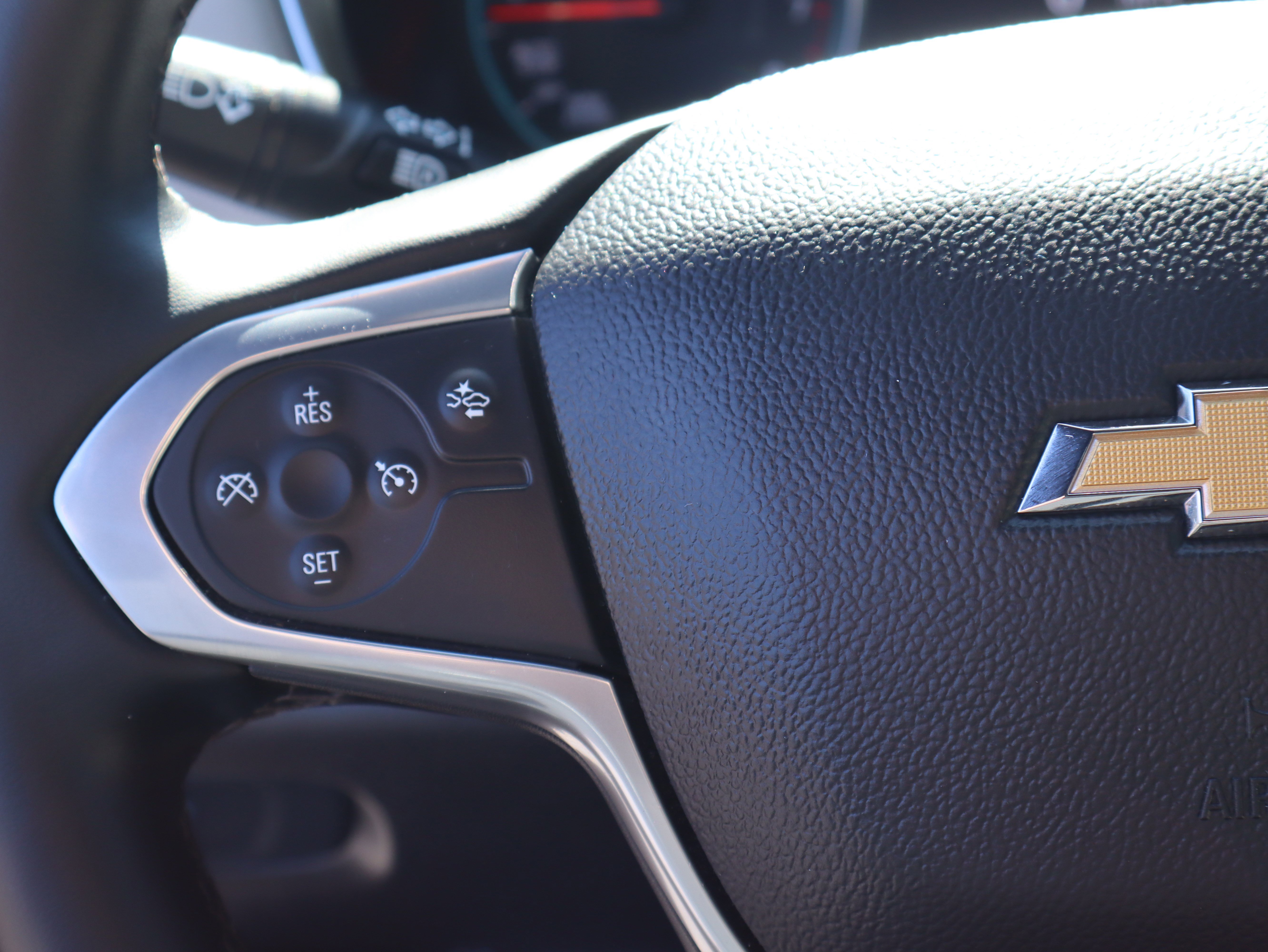 Used 2023 Chevrolet Traverse LT image 21