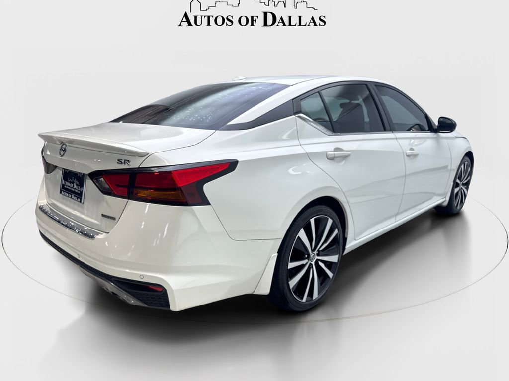 Used 2022 Nissan Altima 2.0 SR FWD image 6
