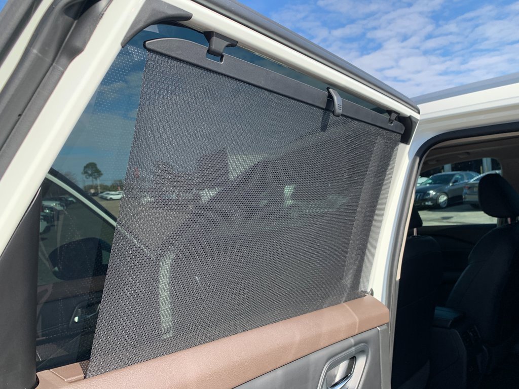 Used 2023 Nissan Rogue SV w/ SV Premium B Package image 27