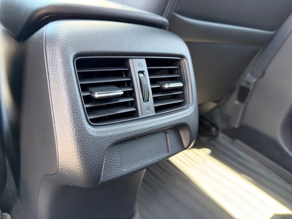 Certified 2025 Acura ADX AWD image 33