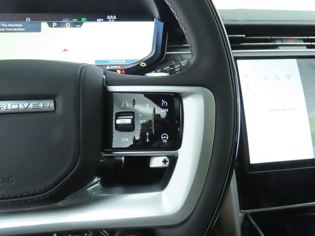 New 2026 Land Rover Range Rover Long Wheelbase SE image 13