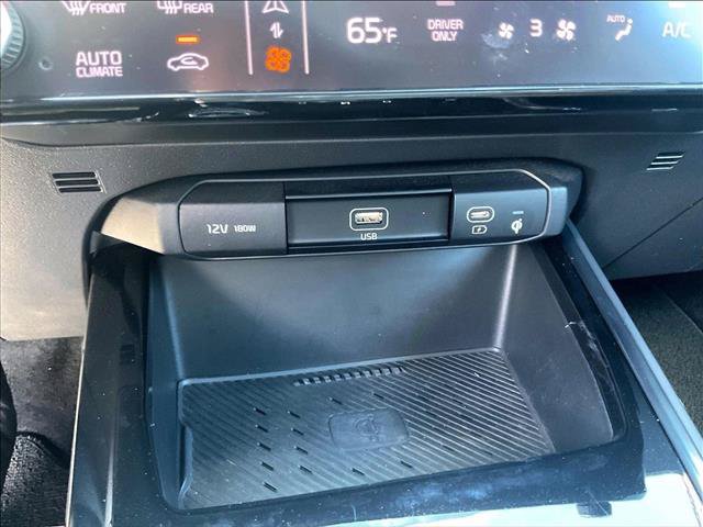 Used 2023 Kia Niro EX FWD image 25
