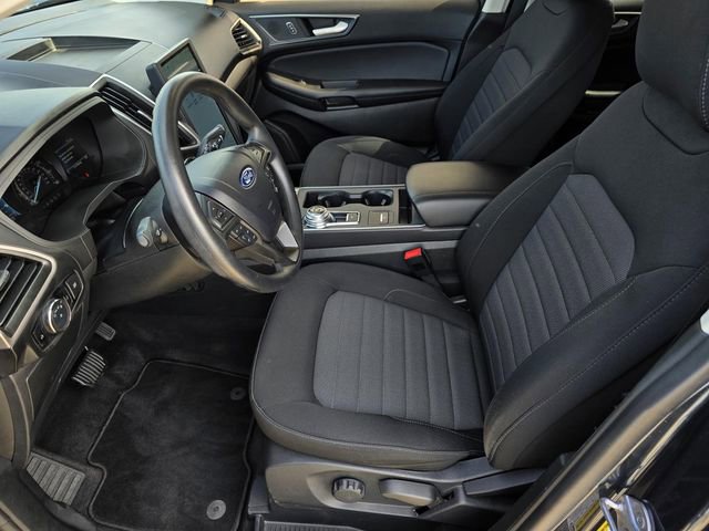 Used 2024 Ford Edge SE image 25