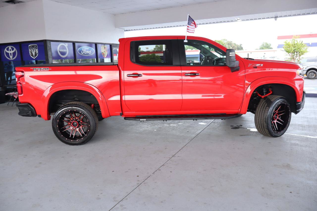 Used 2021 Chevrolet Silverado 1500 LT Trail Boss w/ Convenience Package II AWD/4WD image 4