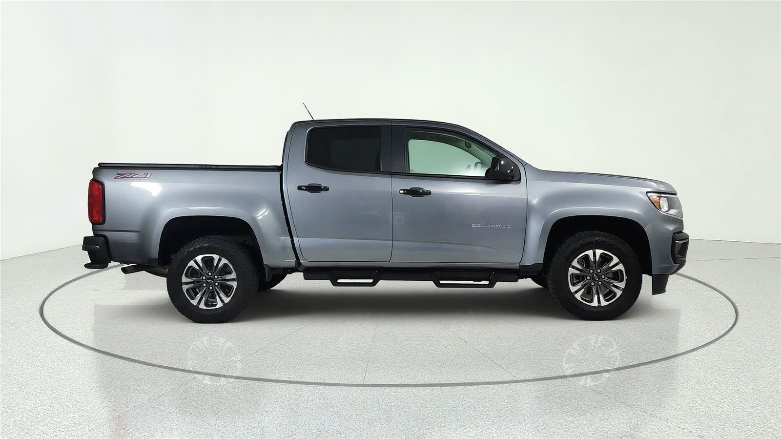 Used 2021 Chevrolet Colorado Z71 AWD/4WD image 4
