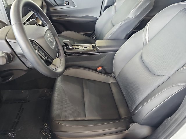 Used 2024 Toyota Prius XLE image 14