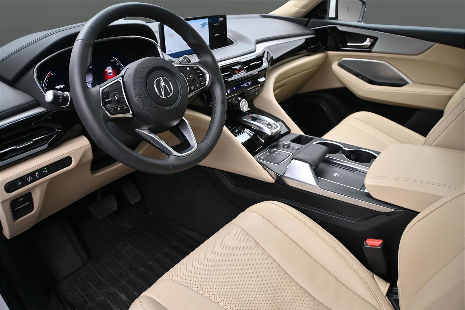 Certified 2024 Acura MDX SH-AWD w/ Technology Package image 2