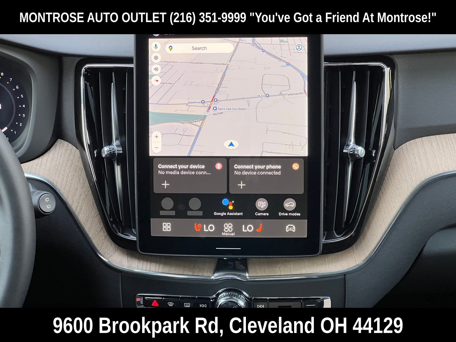 New 2026 Volvo XC60 B5 Core w/ Climate Package AWD/4WD image 19