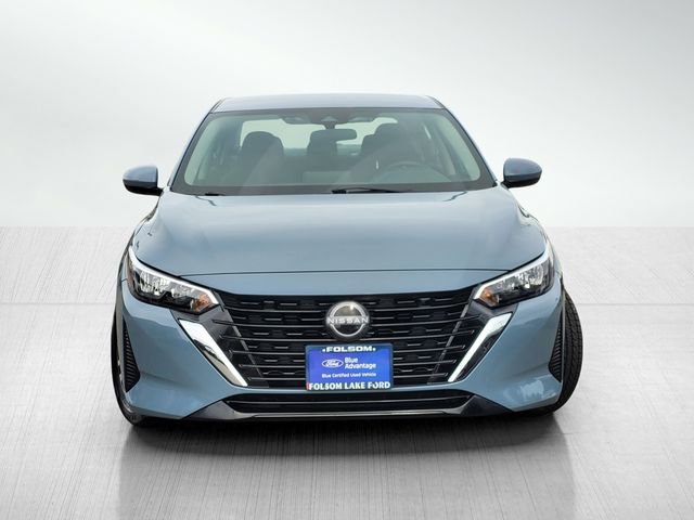 Used 2024 Nissan Sentra SV image 2