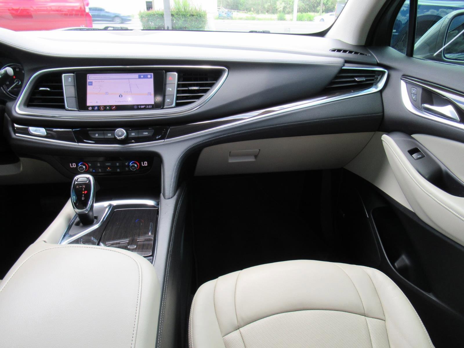 Used 2020 Buick Enclave Premium FWD image 14