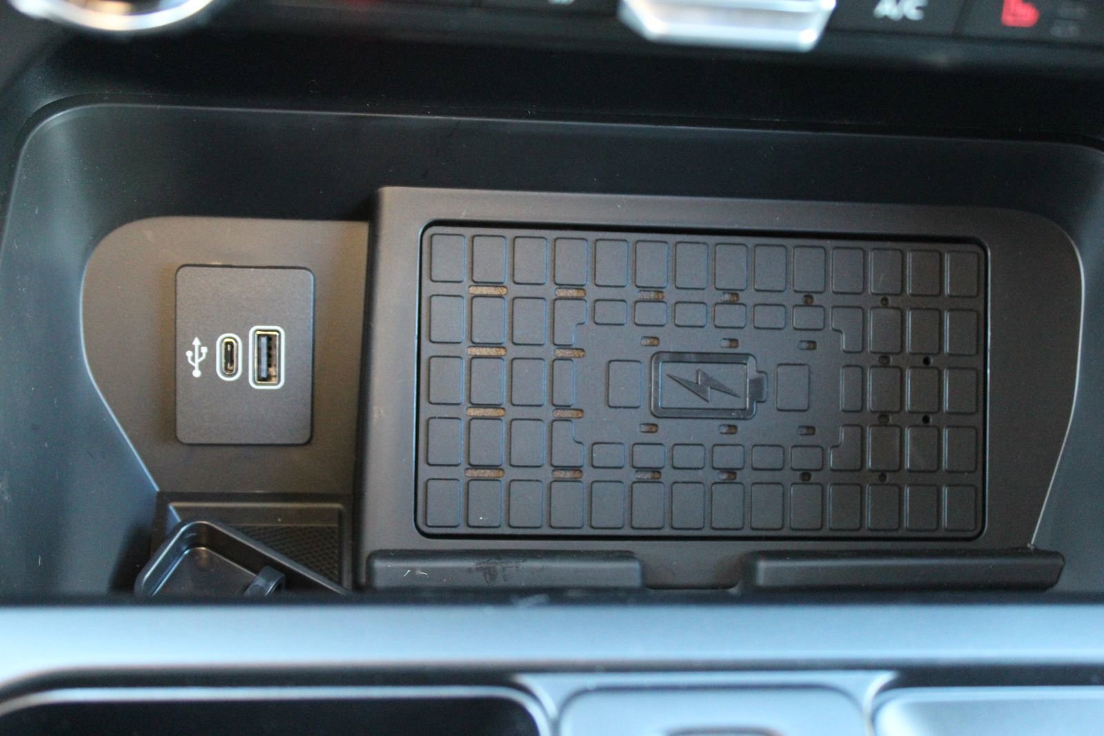 New 2025 Ford F150 XLT w/ Equipment Group 302A MID image 27