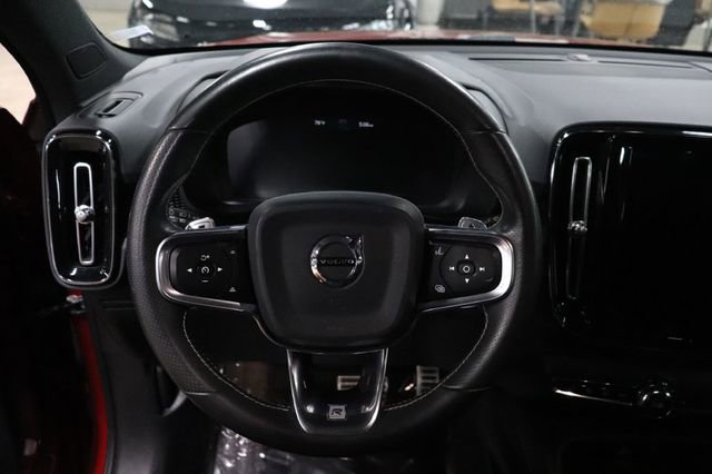 Used 2020 Volvo XC40 T5 R-Design w/ Protection Package Premier image 27