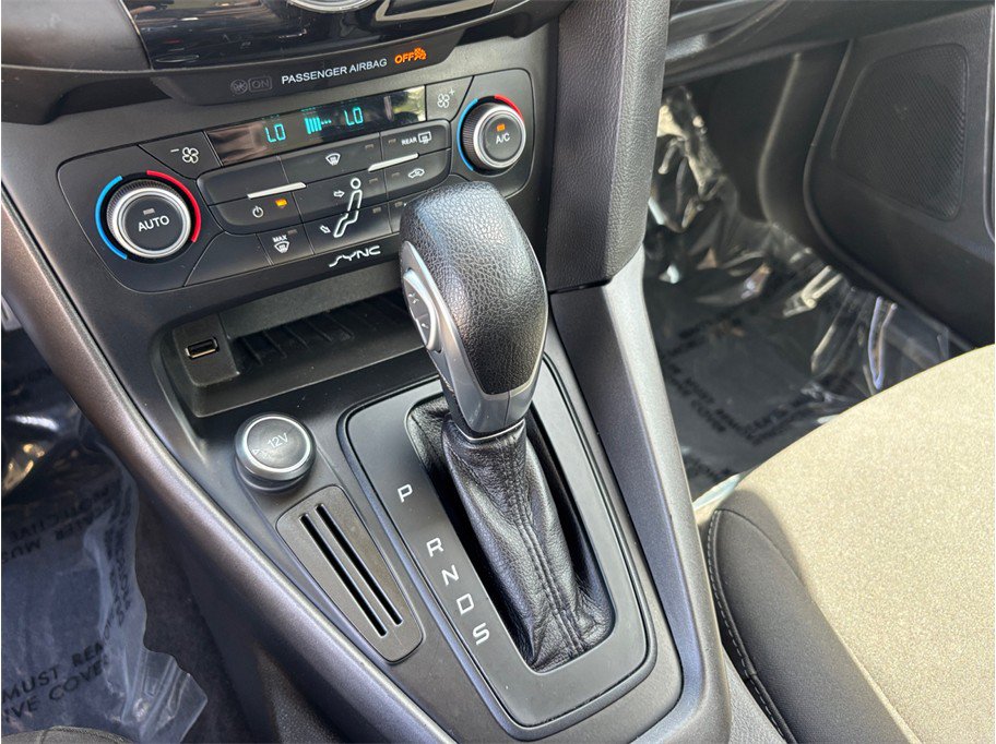 Used 2017 Ford Focus SEL FWD image 26