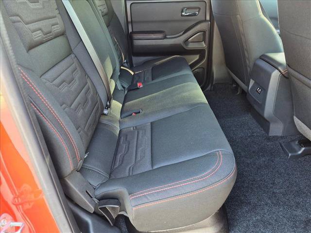 Used 2025 Nissan Frontier Pro-X RWD image 17