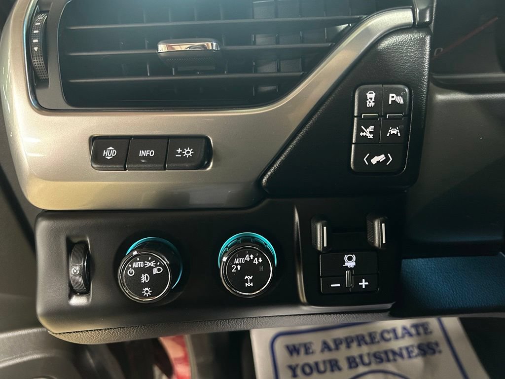 Used 2019 Chevrolet Tahoe Premier AWD/4WD image 19