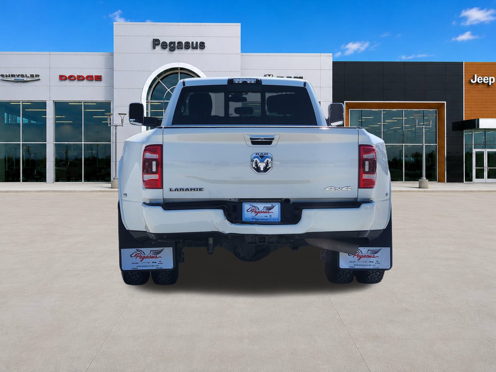 Used 2021 RAM 3500 Laramie AWD/4WD image 8