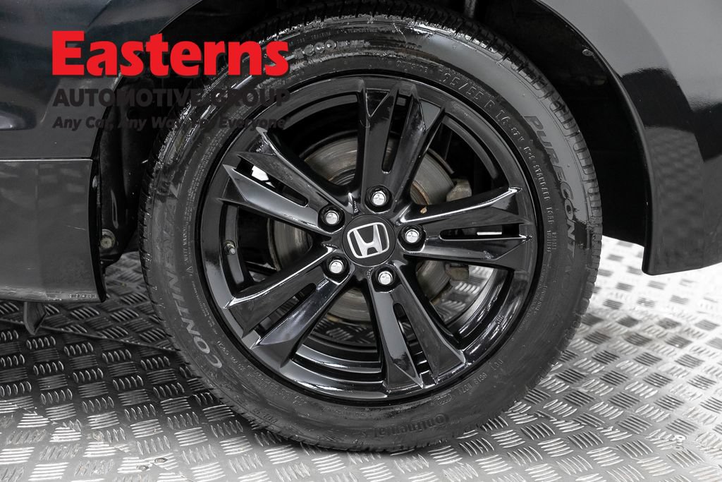 Used 2015 Honda CR-Z EX image 31