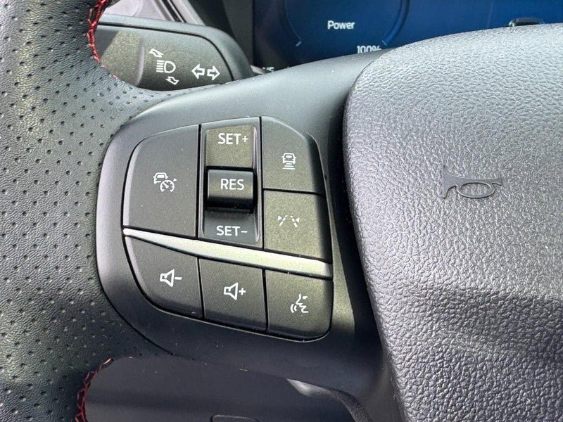 Used 2025 Ford Escape ST-Line Elite w/ Premium Technology Package AWD/4WD image 18