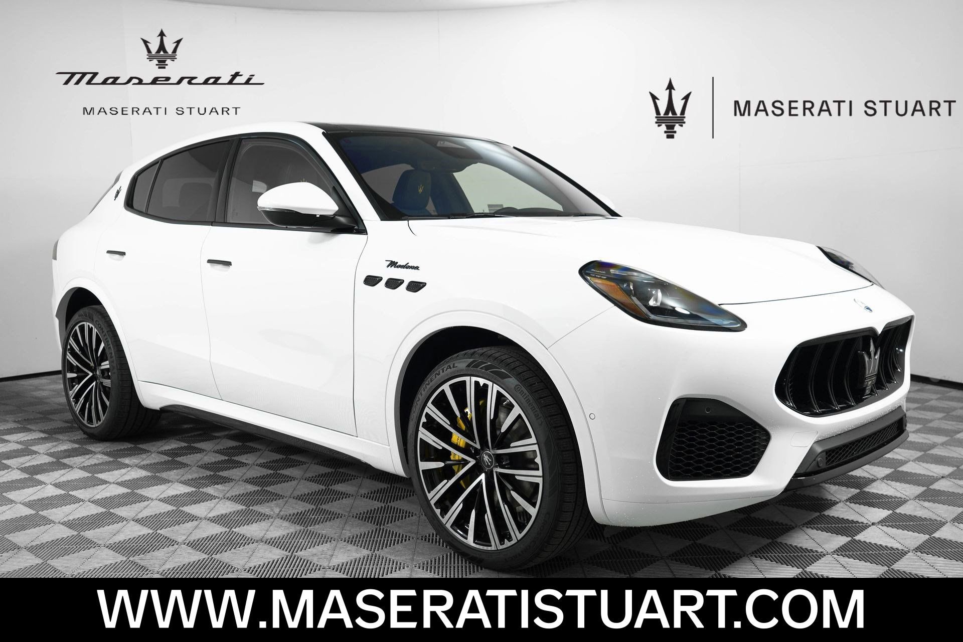 New 2025 Maserati Grecale Modena