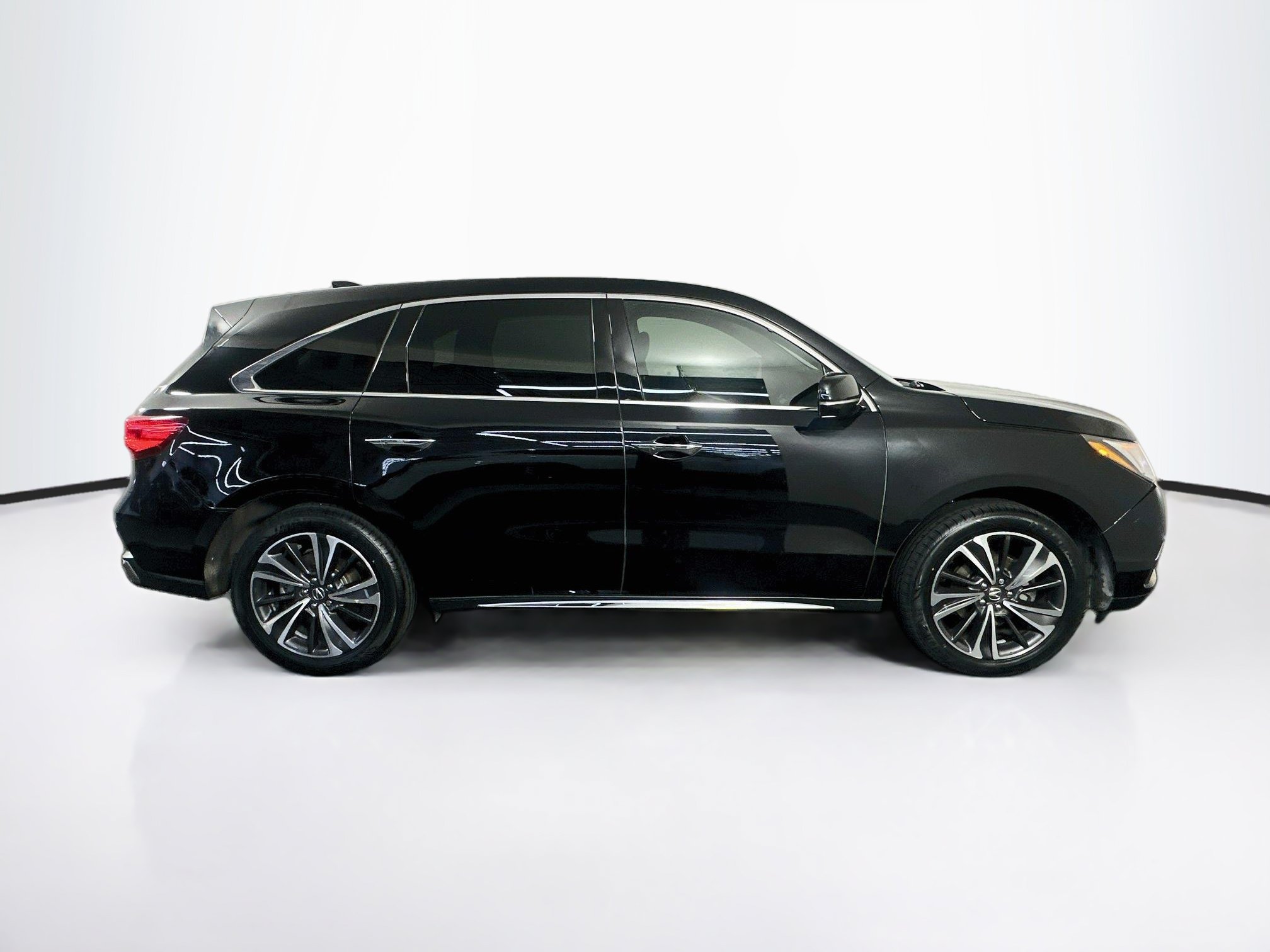 Used 2020 Acura MDX w/ Technology Package FWD image 10