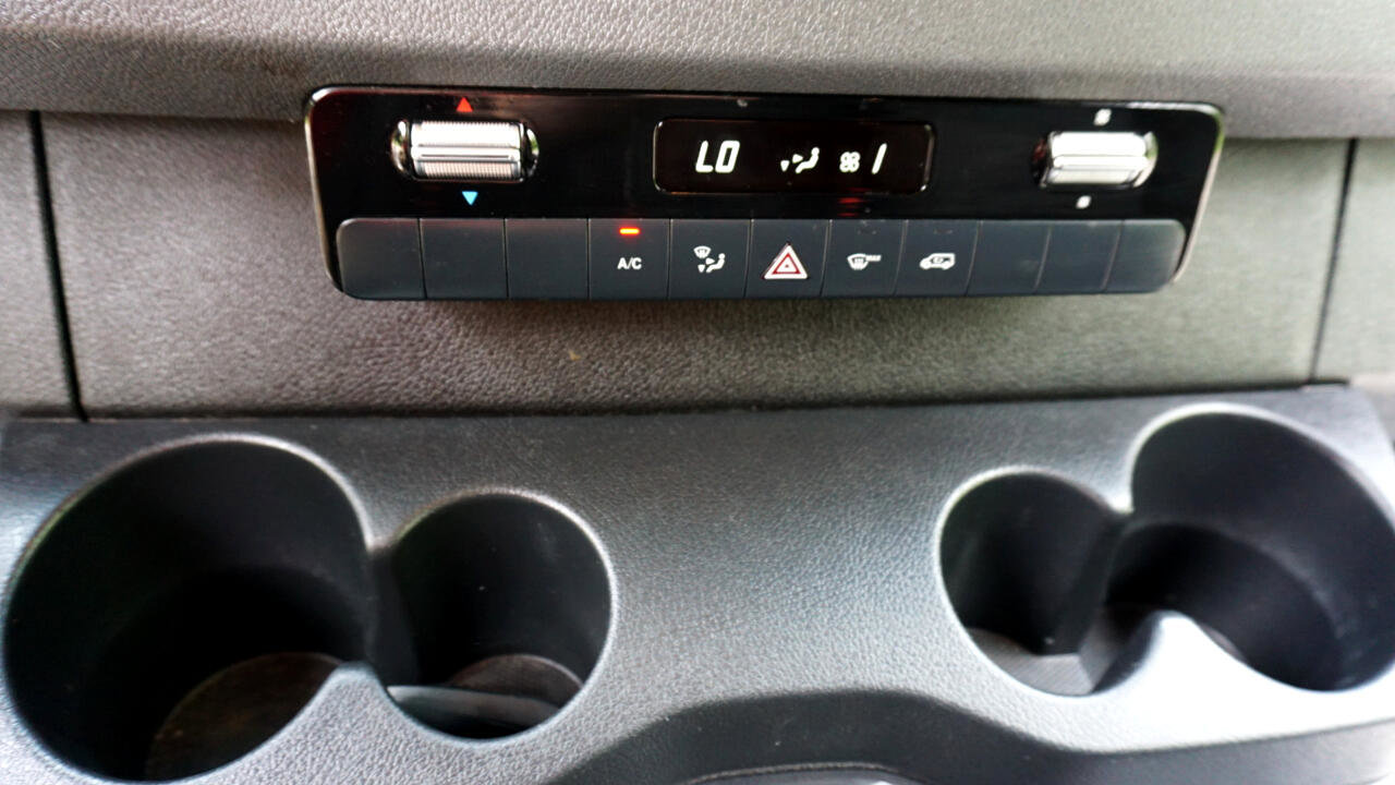 Used 2020 Mercedes-Benz Sprinter 2500 image 18