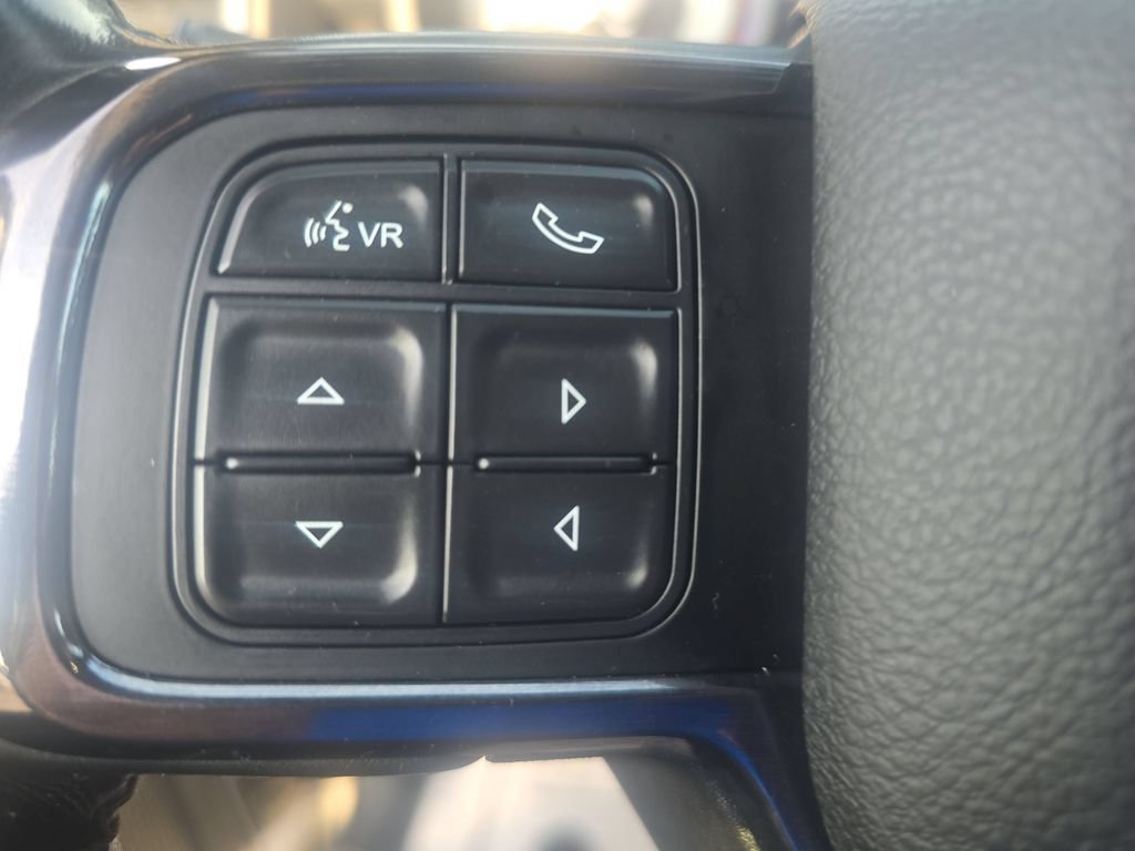 Used 2022 RAM 2500 Limited AWD/4WD image 28