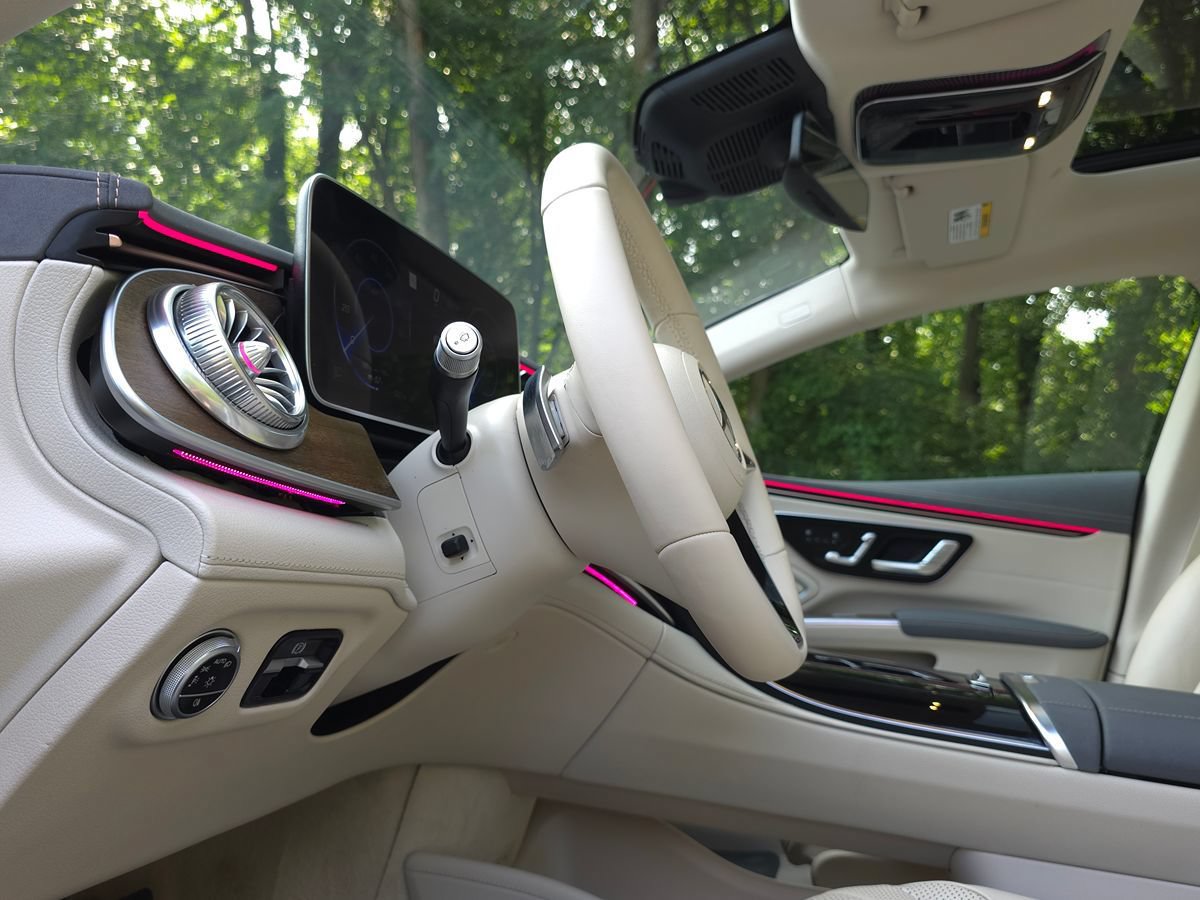 Used 2023 Mercedes-Benz EQS 450+ Sedan image 33