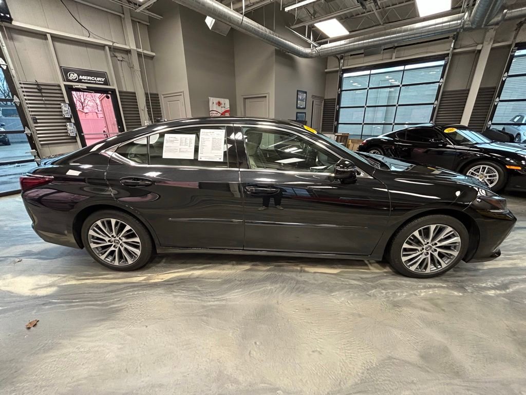 Used 2019 Lexus ES 350 w/ Premium Package image 27