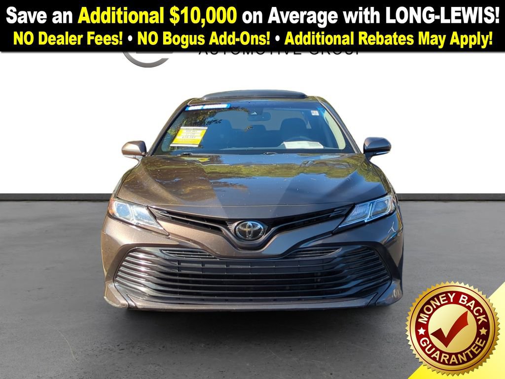 Used 2018 Toyota Camry LE image 11