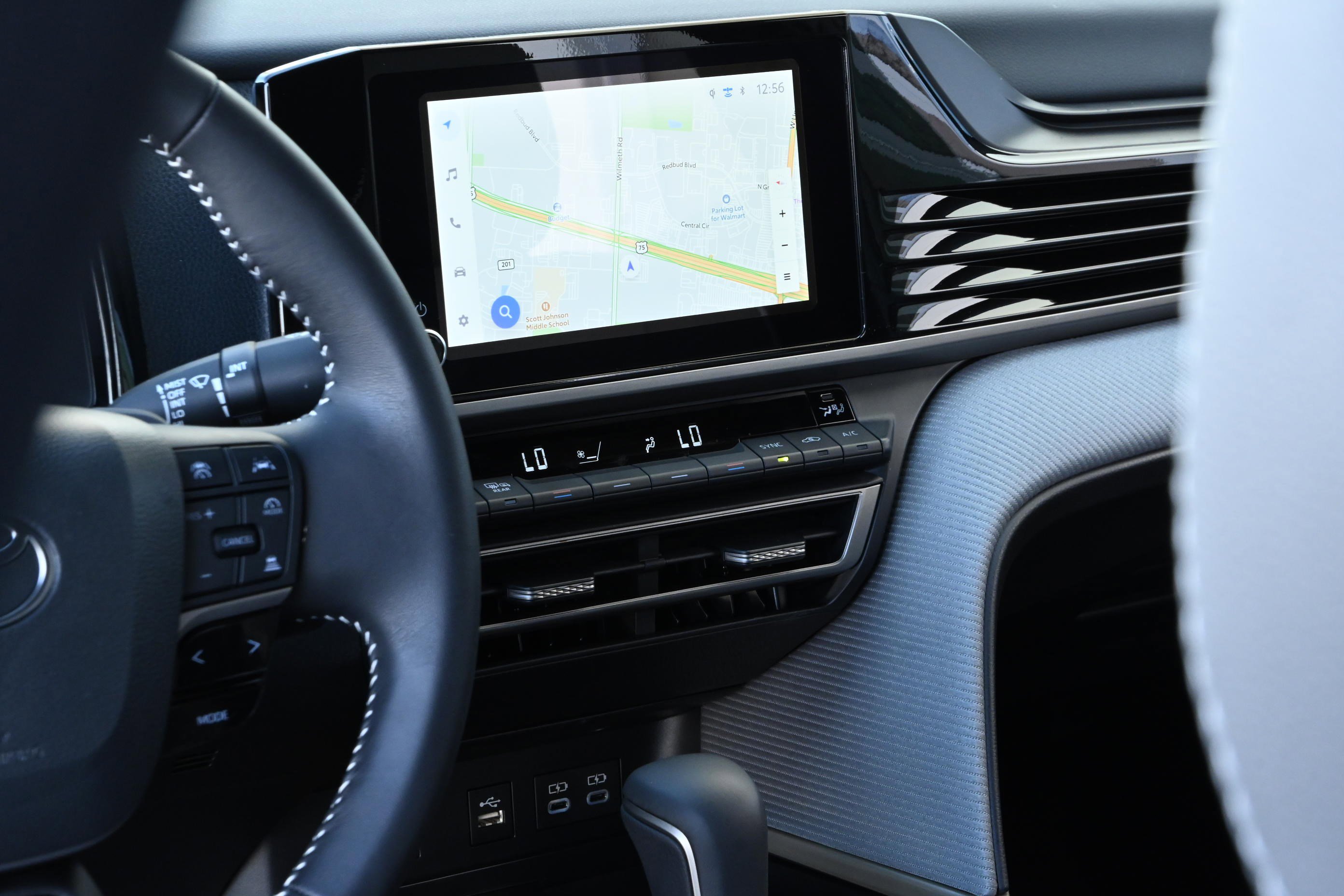 Used 2025 Toyota Camry SE image 22