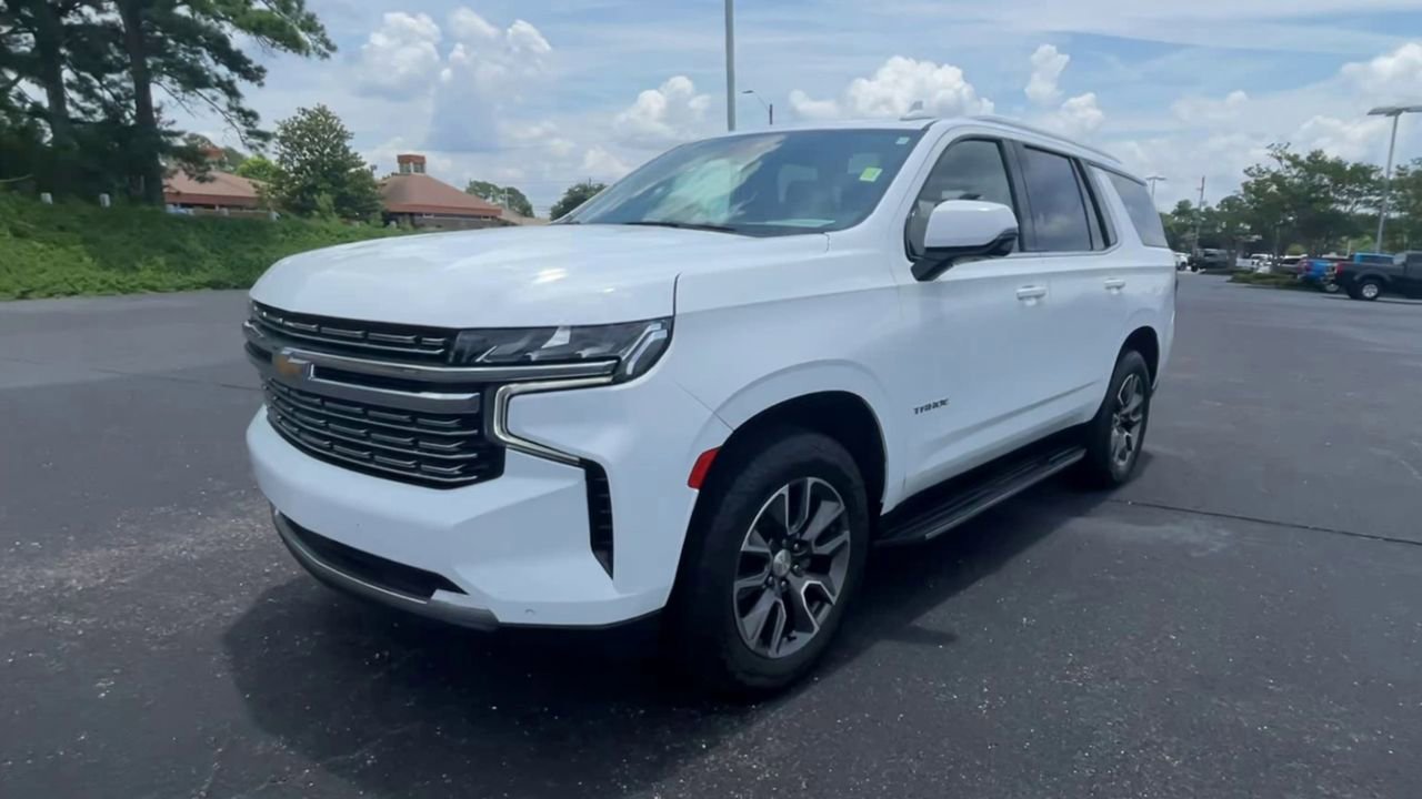 Used 2023 Chevrolet Tahoe LT w/ Luxury Package RWD image 4