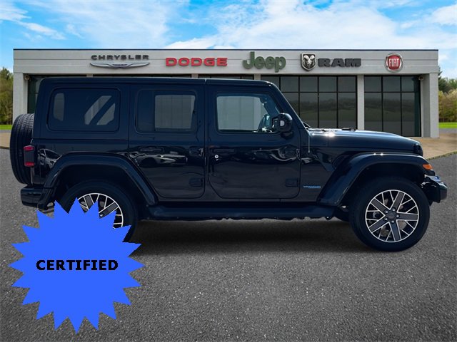 Used 2022 Jeep Wrangler Unlimited Sahara image 28