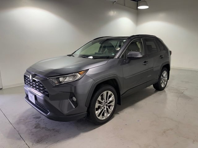 Used 2019 Toyota RAV4 XLE Premium w/ All Weather Liner Package AWD/4WD image 3