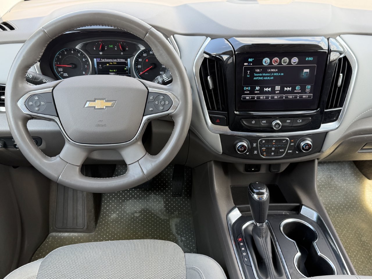 Used 2019 Chevrolet Traverse LT FWD image 11
