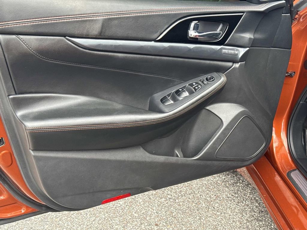 Certified 2020 Nissan Maxima SR w/ Sport Mat Group image 17