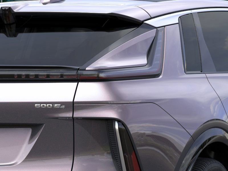 Used 2025 Cadillac Lyriq Luxury w/ LPO, Floor Liner Package image 11