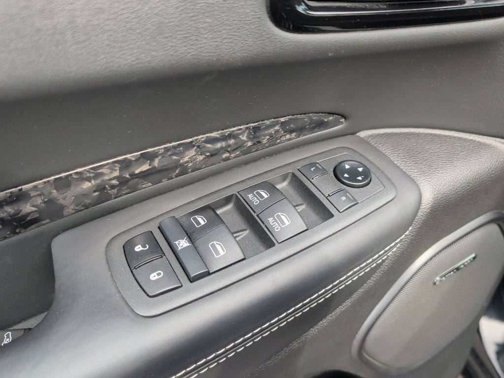 Used 2021 Dodge Durango SRT w/ Premium Interior Group AWD/4WD image 36
