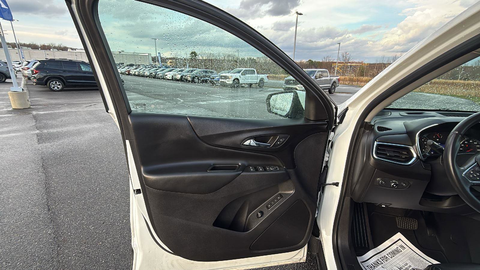 Used 2021 Chevrolet Equinox LT AWD/4WD image 22