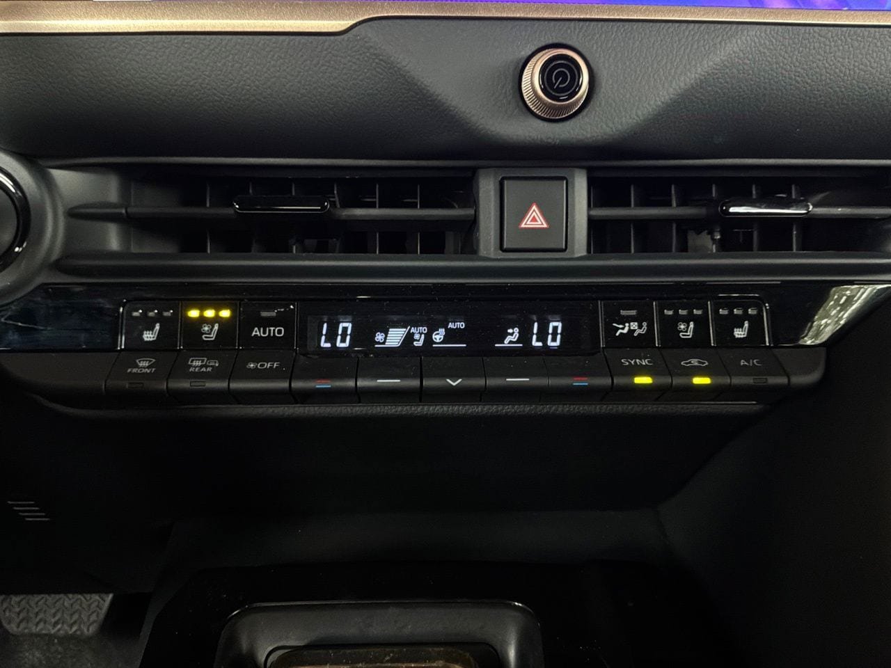 Used 2025 Toyota Crown AWD/4WD image 29